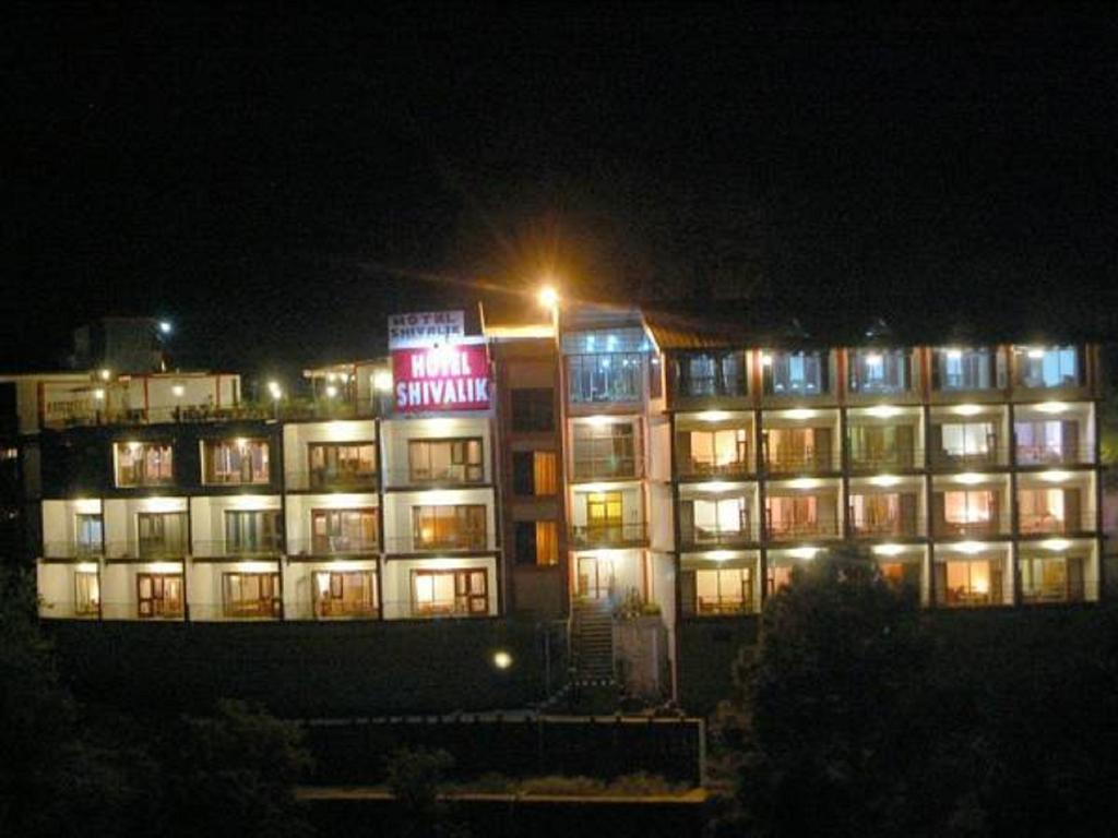 Hotel Shivalik Kasauli Exterior photo